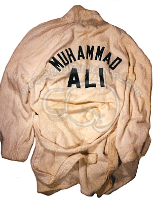 Everlast Training Robe